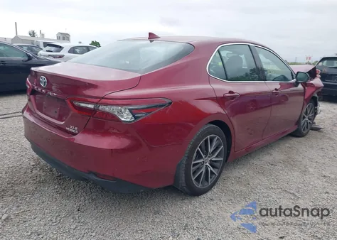 2021 Toyota Camry Xle Hybrid from USA, damaged, VIN 4T1F31AK2MU554092